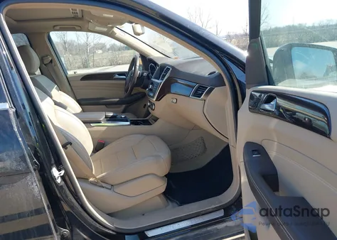 2015 Mercedes-Benz Ml 350 4Matic z USA, uszkodzony, nr VIN 4JGDA5HB3FA616310